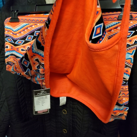 Rue 21 colourful halter top-NWT - Picture 3 of 3